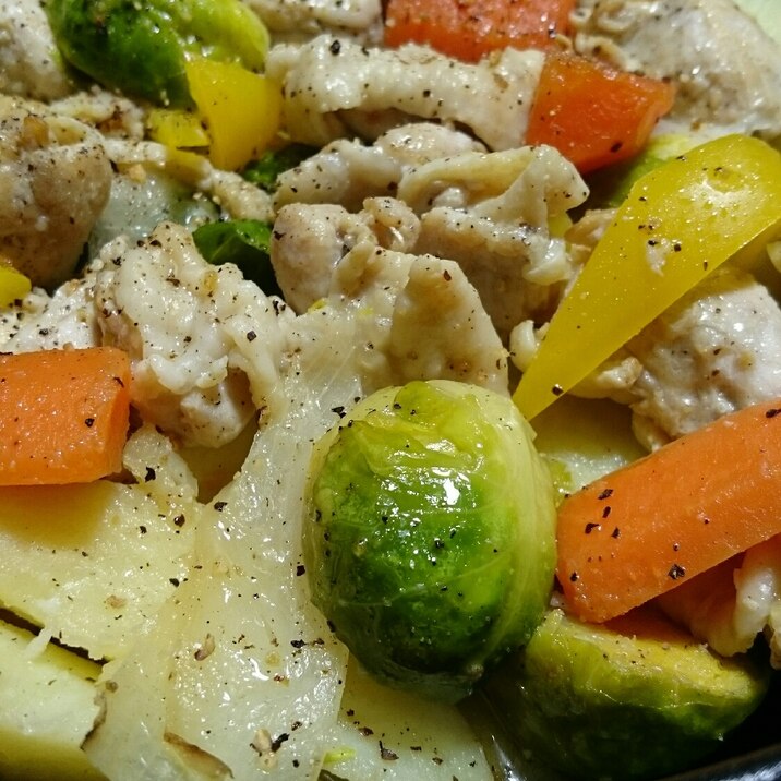 ストウブDe〜鶏もも肉と野菜の蒸し焼き